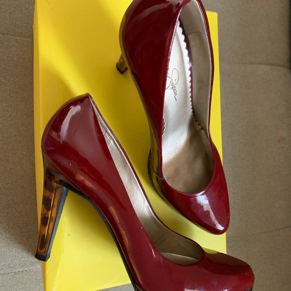 Jessica Simpson red pumps size 7.5